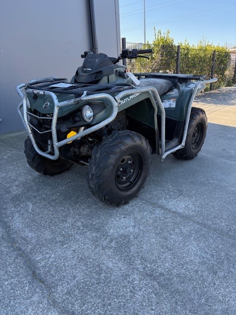 2021  Outlander 570 XU - 3